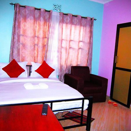 Safari Park House Bed and Breakfast Arusha Buitenkant foto