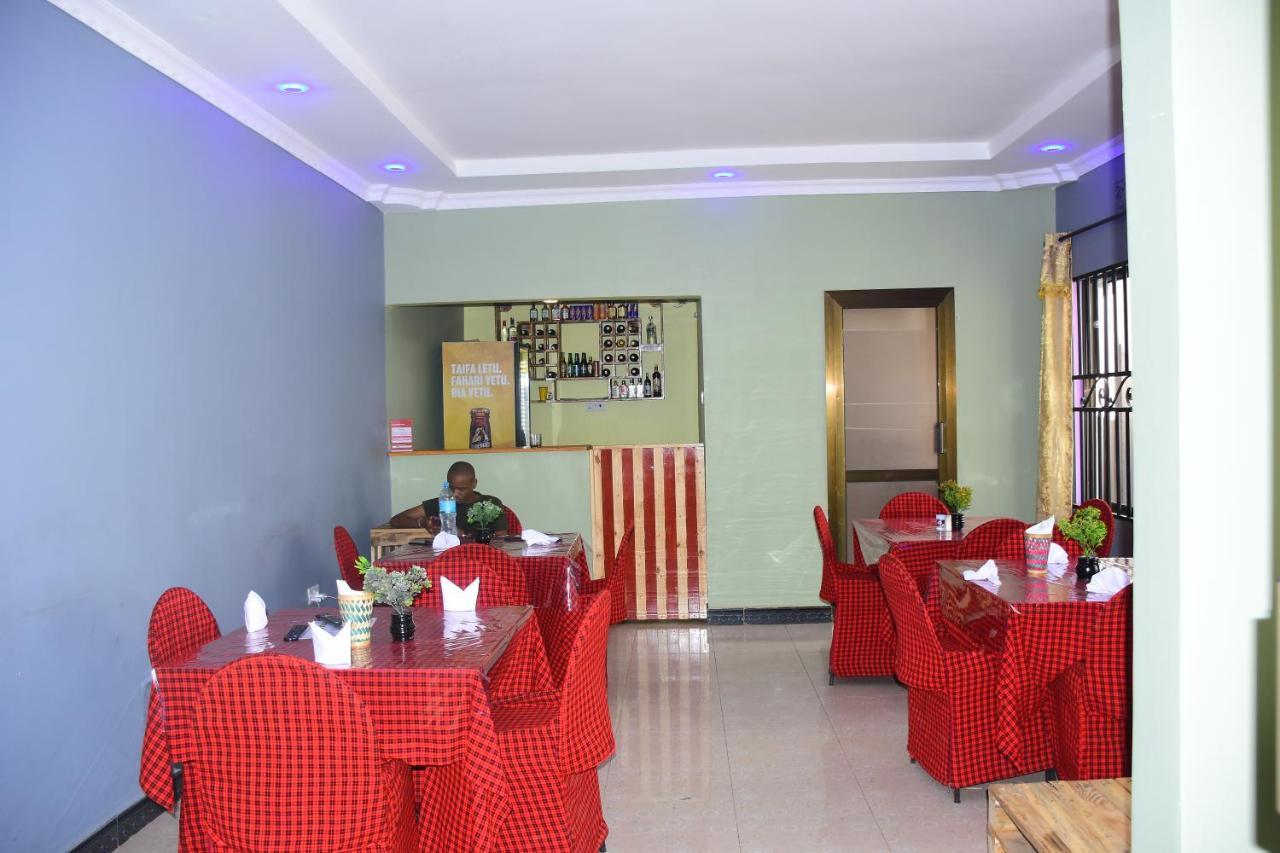 Safari Park House Bed and Breakfast Arusha Buitenkant foto